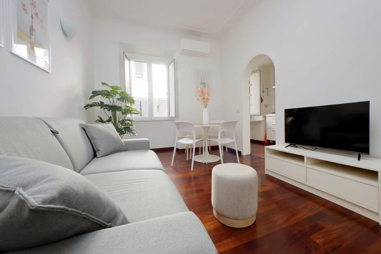 Domus Lou Elegante Appartamento In Trastevere Roma מראה חיצוני תמונה